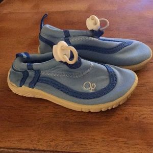 Toddler water shoes